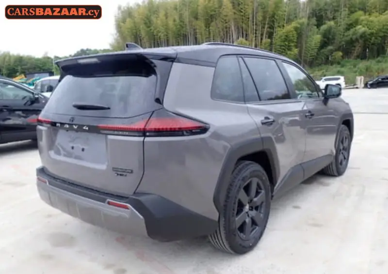 Toyota RAV4 Adventure  - photo 3