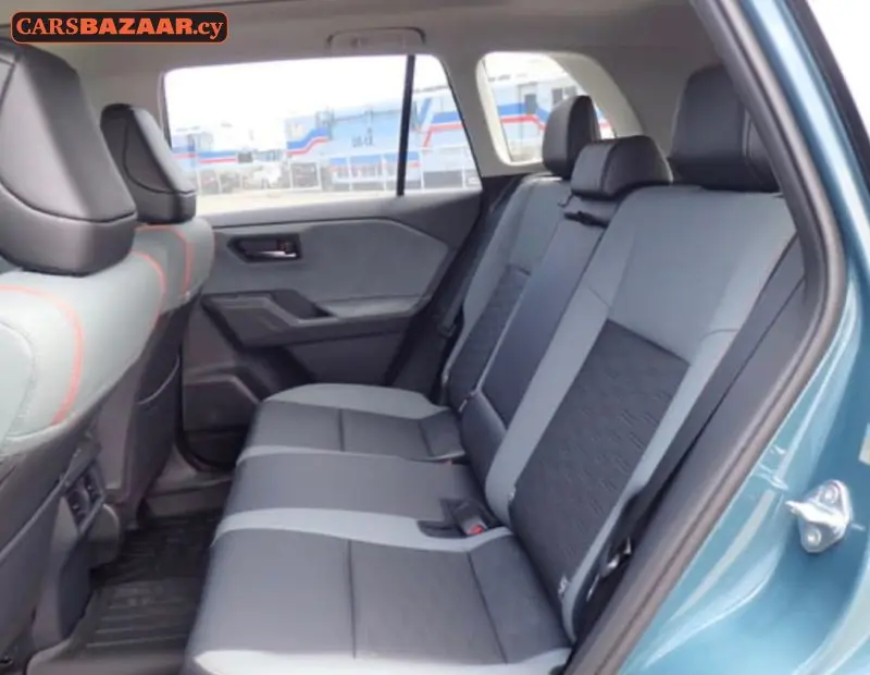 Toyota RAV4 Adventure  - photo 6