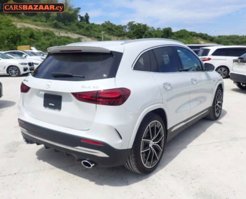 Mercedes-Benz GLA35 AMG Line - photo 5