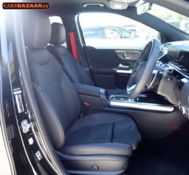 Mercedes-Benz GLA35 AMG Line - photo 3