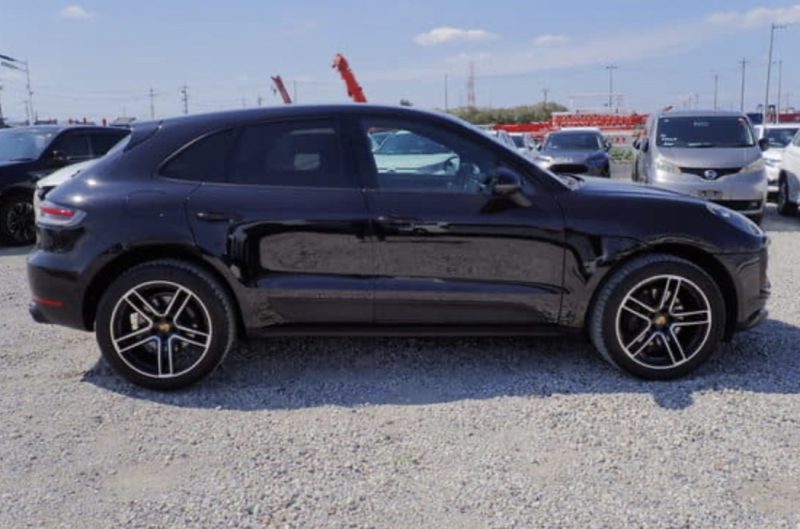 Porsche MACAN - photo 4