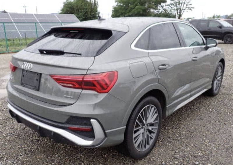 Audi Q3 Sportback 35TDI Quattro S Line - photo 4