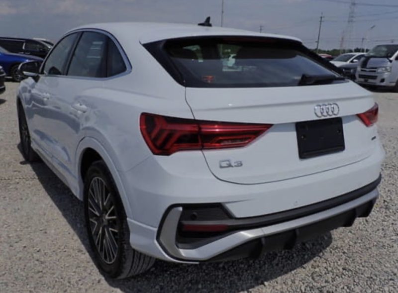 Audi Q3 Sportback 35TDI Quattro S Line - photo 2
