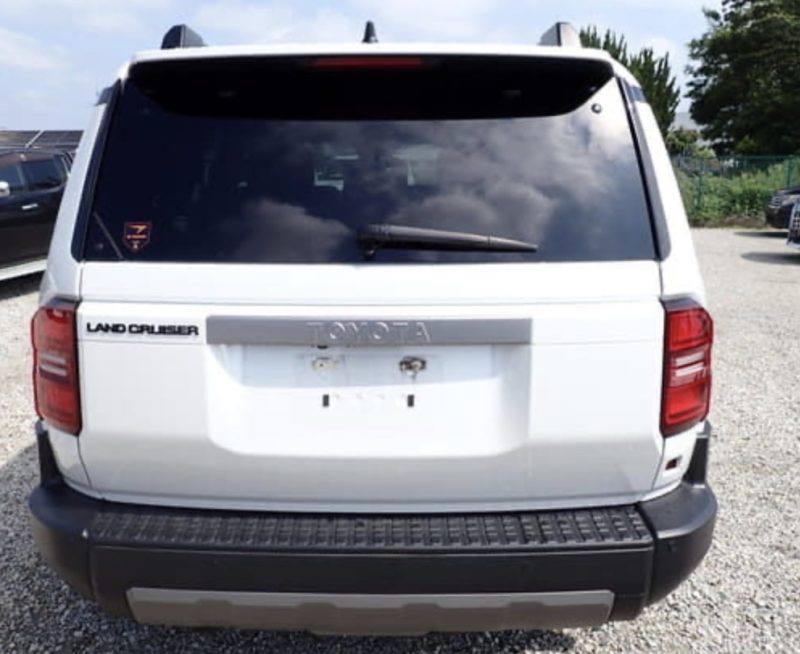 Toyota LAND CRUISER VX - photo 4