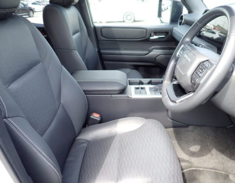 Toyota LAND CRUISER VX - photo 8