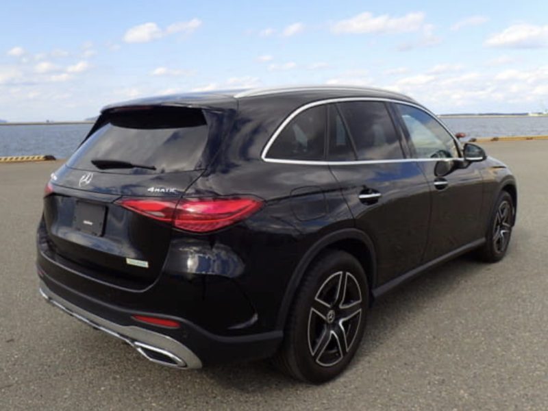 Mercedes-Benz GLC220d AMG Line - photo 3