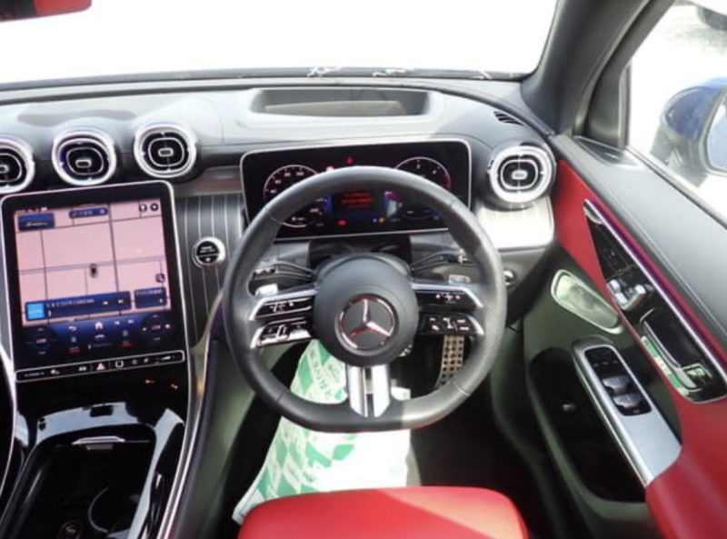 Mercedes-Benz GLC220d AMG Line - photo 9