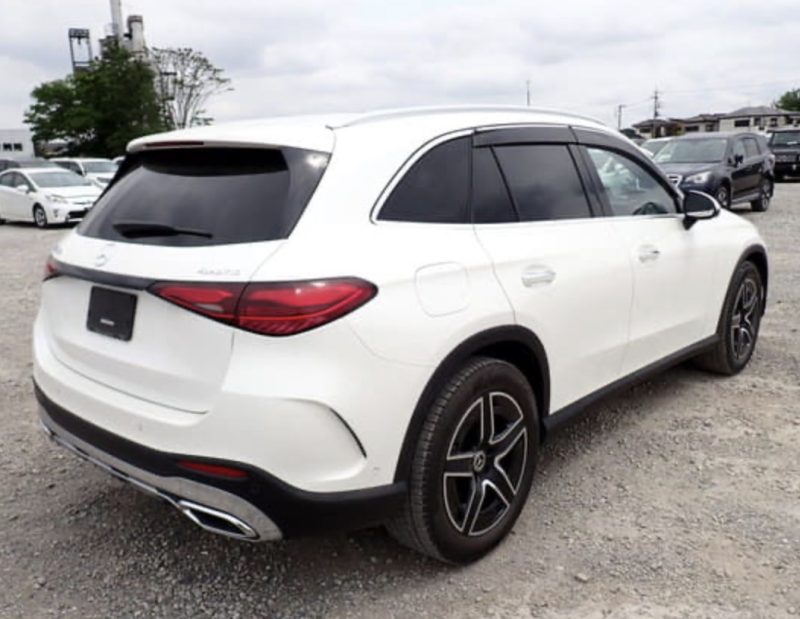Mercedes-Benz GLC220d AMG Line - photo 3