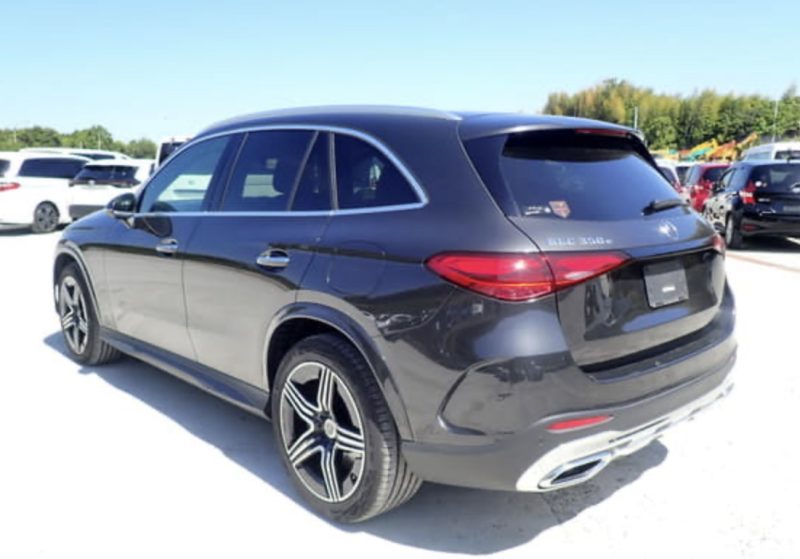 Mercedes-Benz GLC350 AMG Line - photo 2