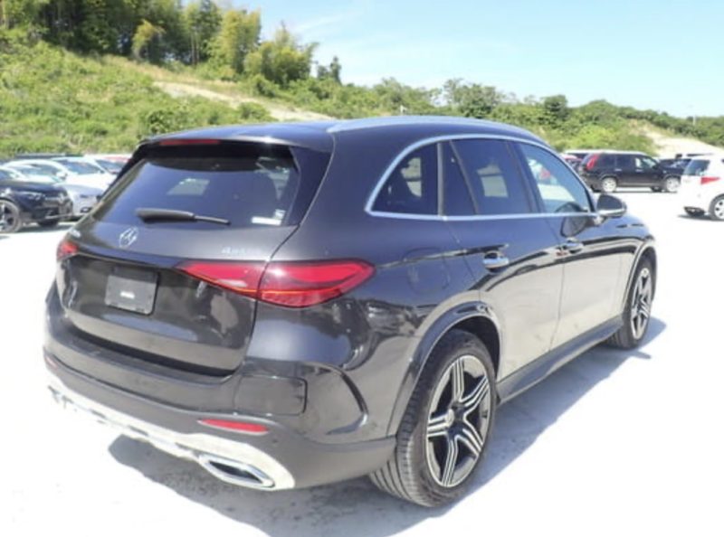 Mercedes-Benz GLC350 AMG Line - photo 3