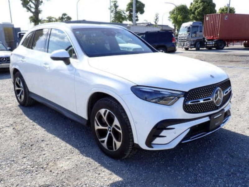 Mercedes-Benz GLC350 AMG Line - photo 4