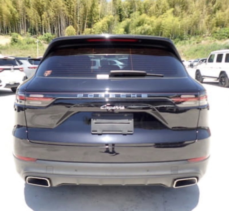 Porsche Cayenne  - photo 3