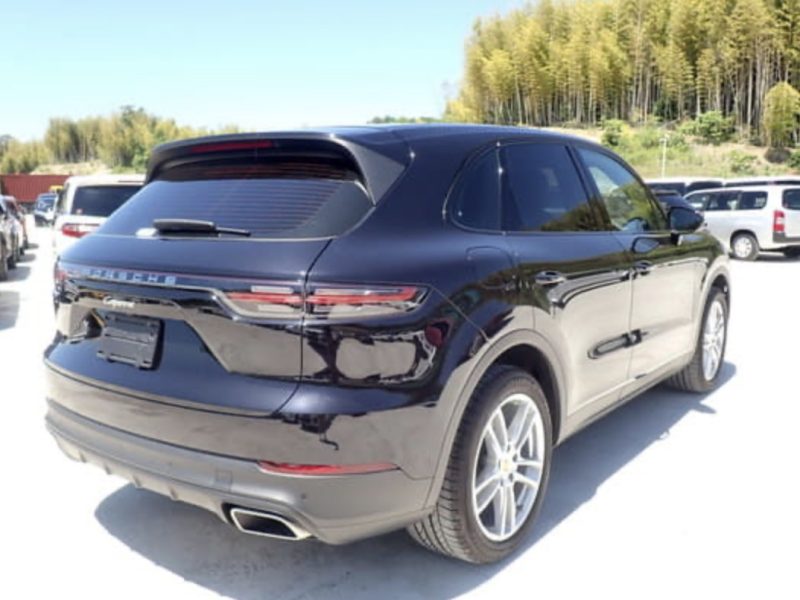 Porsche Cayenne  - photo 4