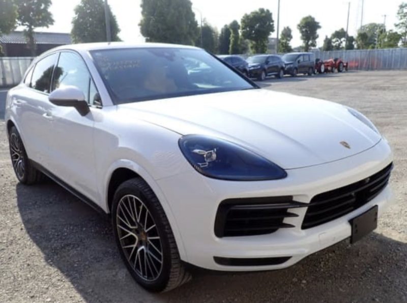 Porsche Cayenne  - photo 5