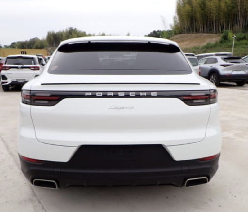 Porsche Cayenne  - photo 3