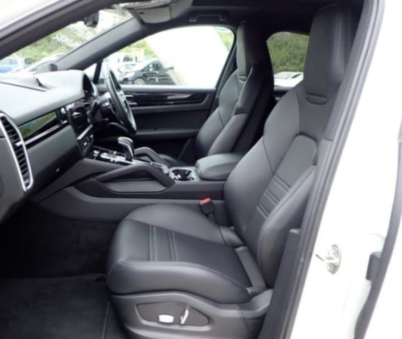 Porsche Cayenne  - photo 7