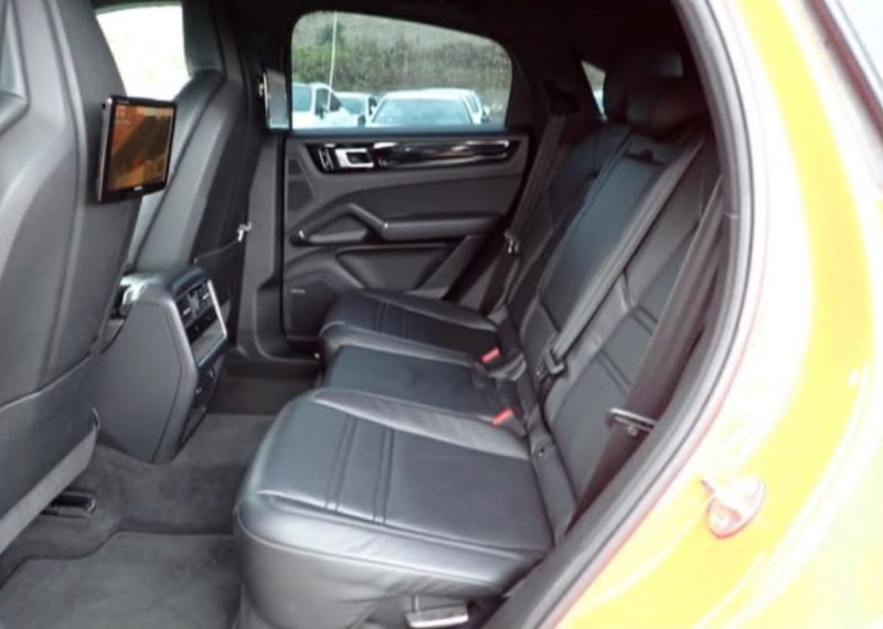 Porsche Cayenne  - photo 7