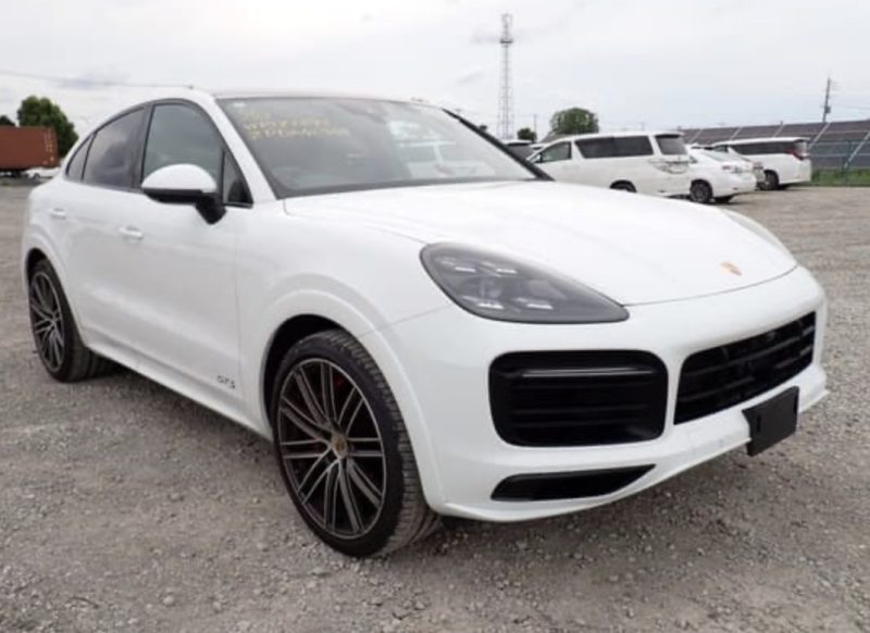 Porsche Cayenne GTS  - photo 2