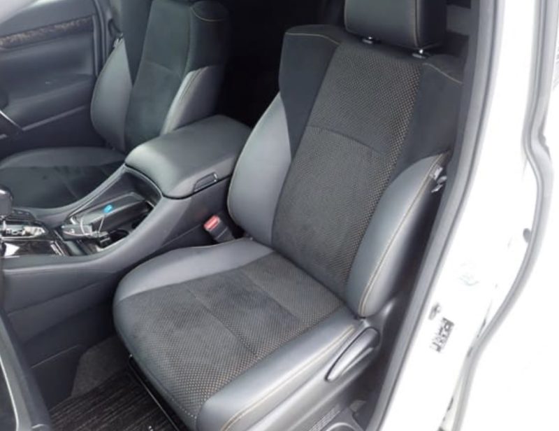 Toyota Alphard  - photo 6
