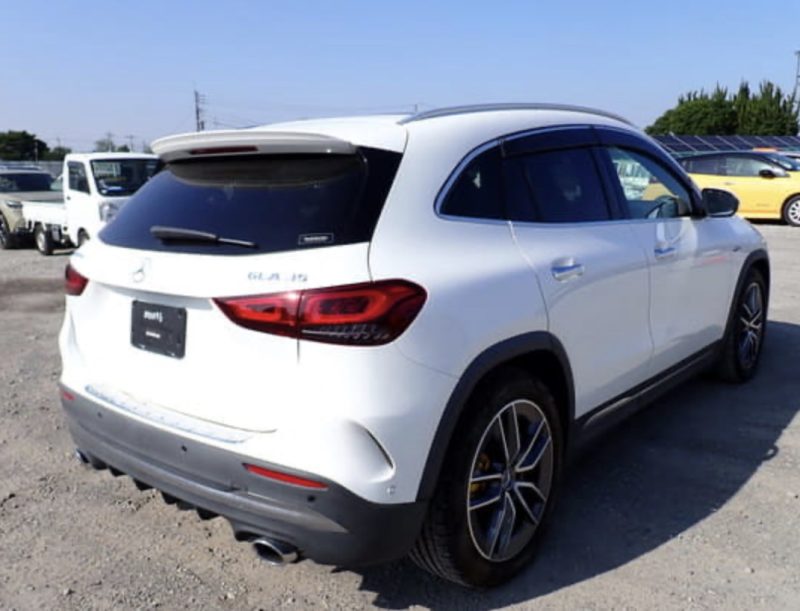 Mercedes-Benz GLA35 AMG Line - photo 4