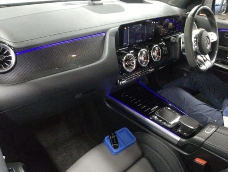 Mercedes-Benz GLA35 AMG Line - photo 3
