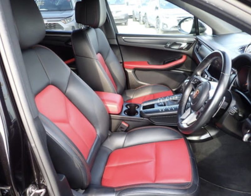 Porsche MACAN - photo 4