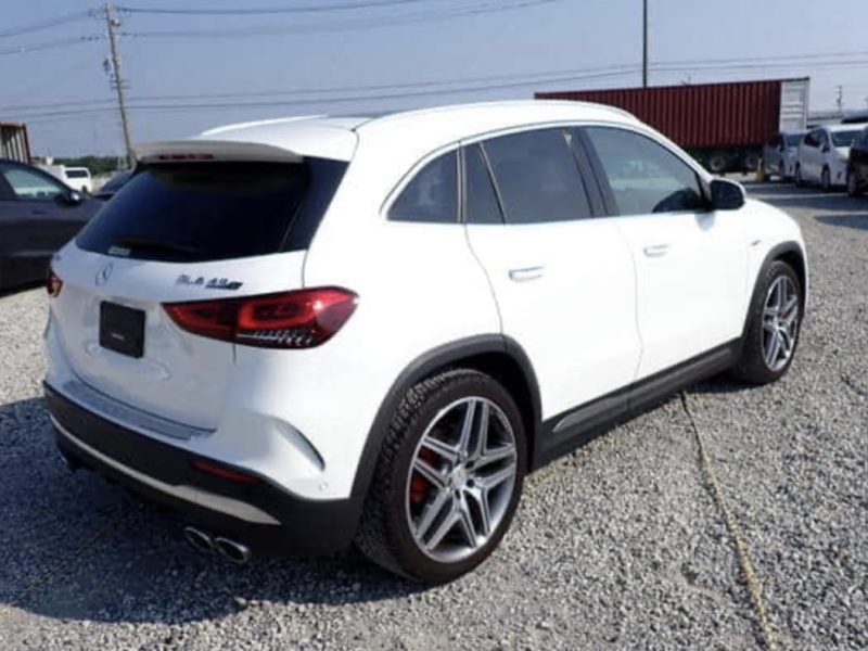 Mercedes-Benz GLA45S AMG Line - photo 4