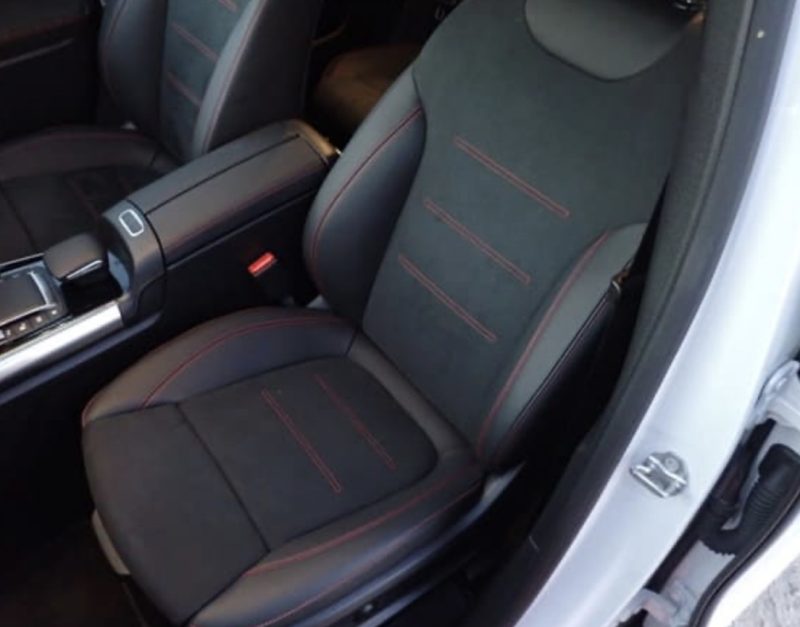 Mercedes-Benz GLA200d AMG Line  - photo 6