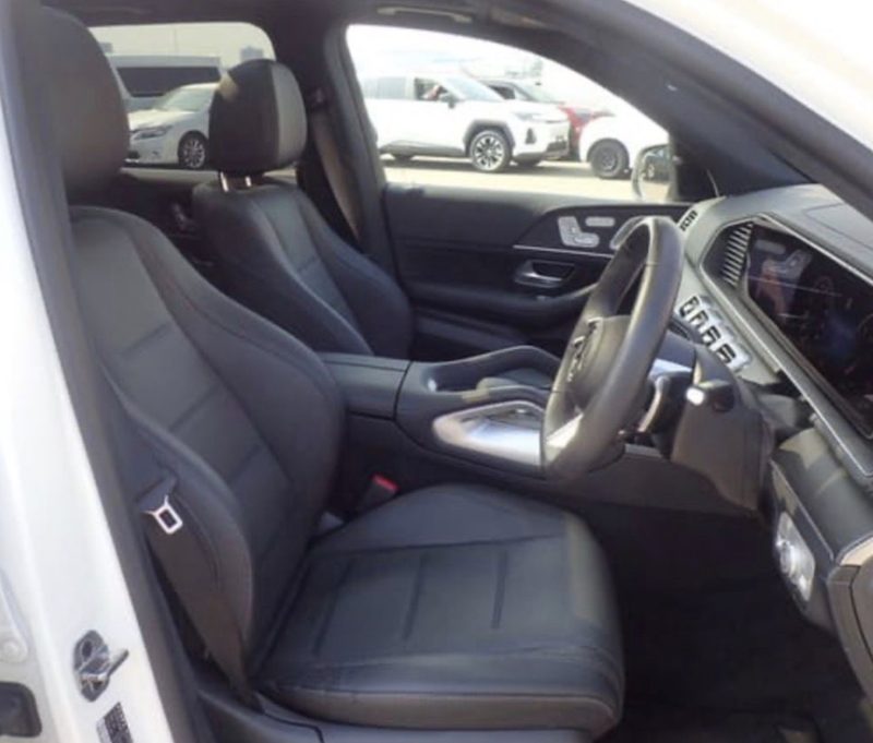 Mercedes-Benz GLE 300D AMG - photo 6