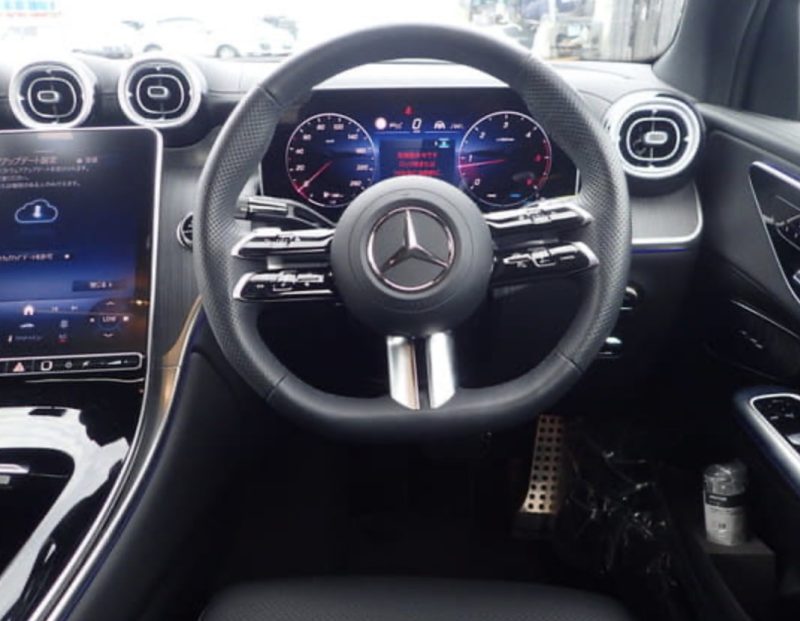 Mercedes-Benz GLC200 AMG Line	 - photo 11