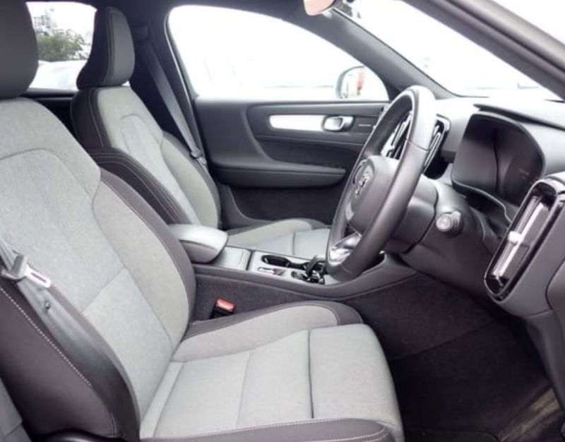 volvo XC40 HYBRID  - photo 5