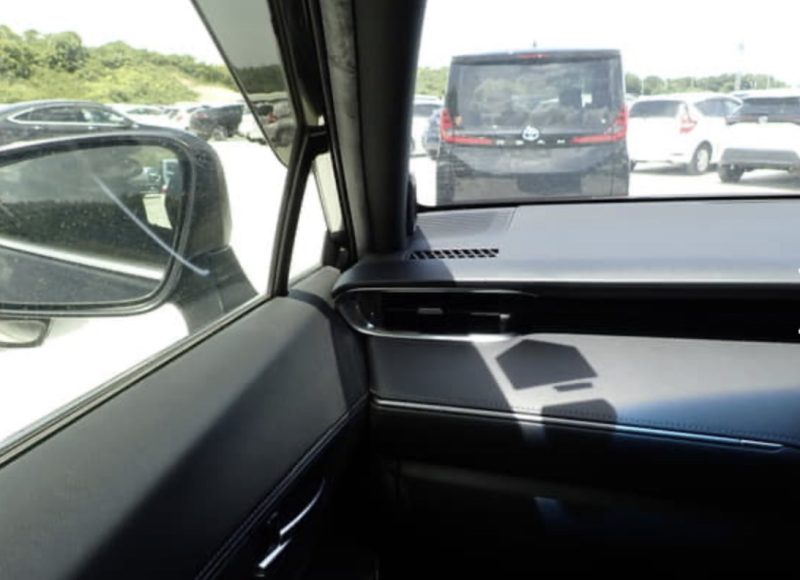 Toyota Harrier - photo 9