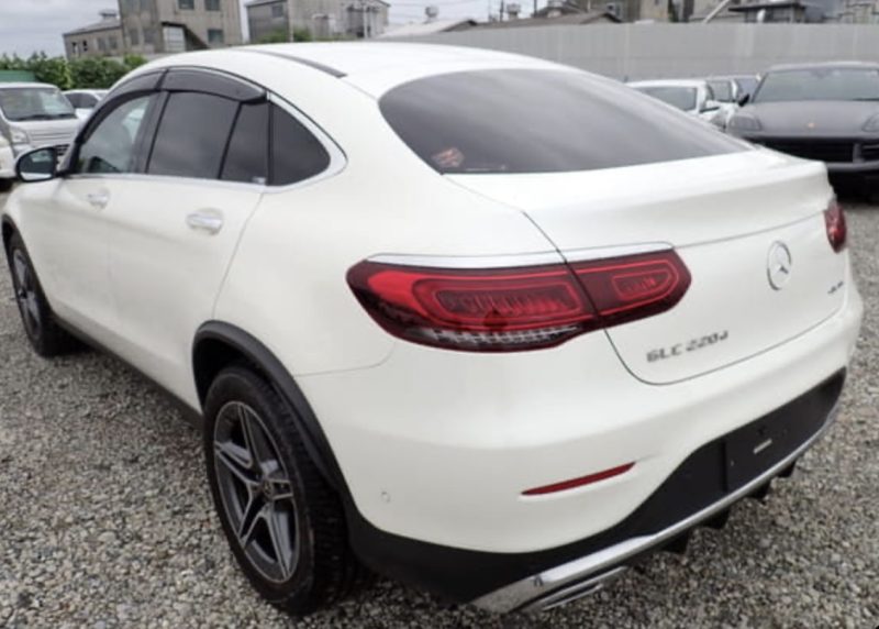 Mercedes-Benz GLC220d AMG Line - photo 2
