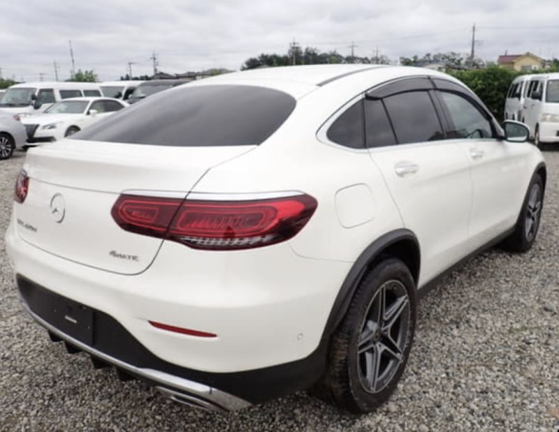 Mercedes-Benz GLC220d AMG Line - photo 4