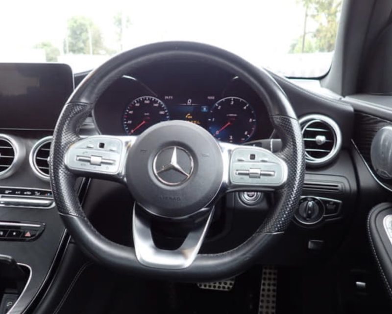 Mercedes-Benz GLC220d AMG Line - photo 9