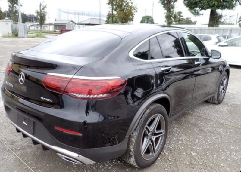 Mercedes-Benz GLC220d AMG Line - photo 4