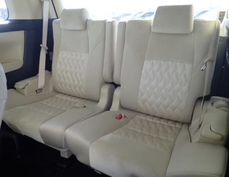 Toyota Alphard  - photo 7