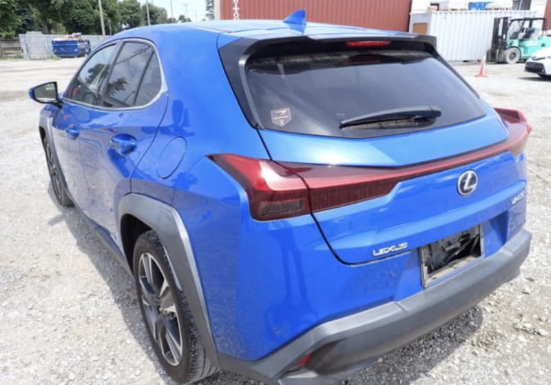 Lexus UX250H  - photo 2