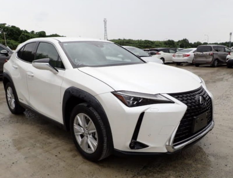 Lexus UX250H  - photo 5