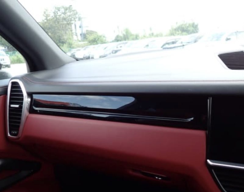 Porsche Cayenne  - photo 9