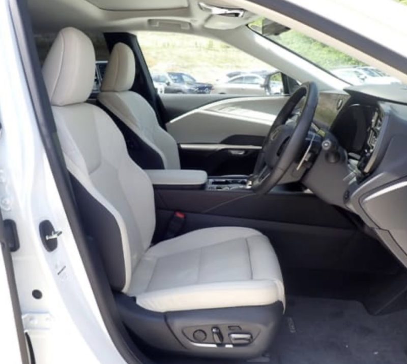 Lexus RX350  - photo 5