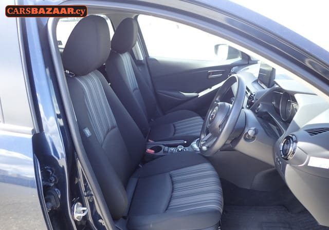 Mazda 2 - photo 3