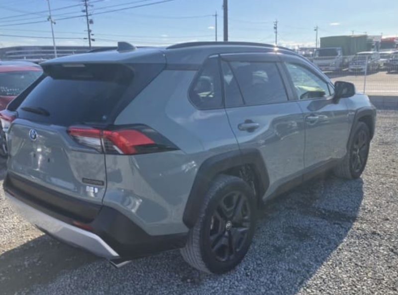 Toyota RAV4 Adventure  - photo 4