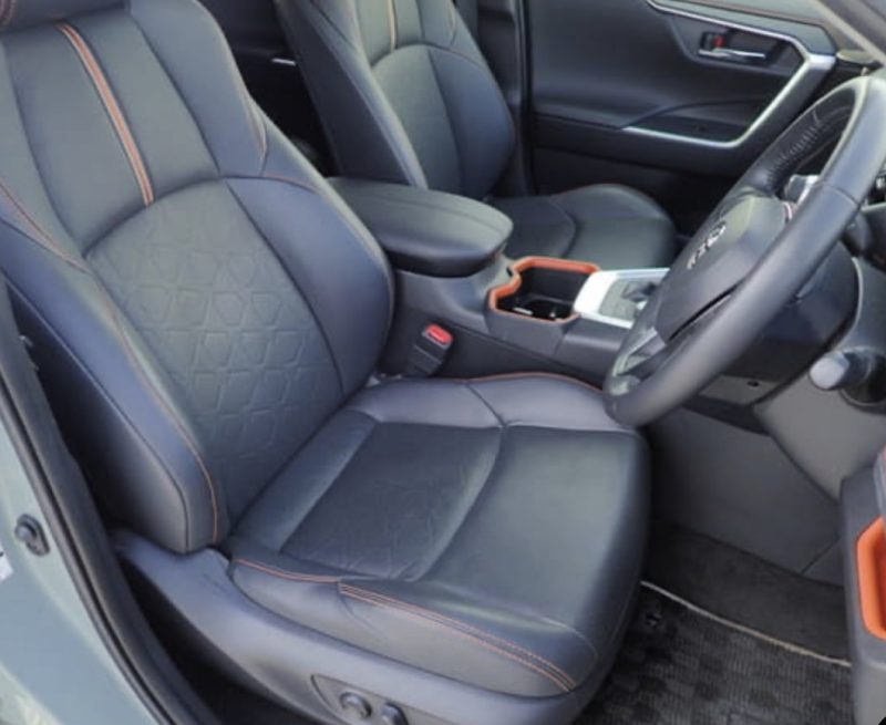 Toyota RAV4 Adventure  - photo 4