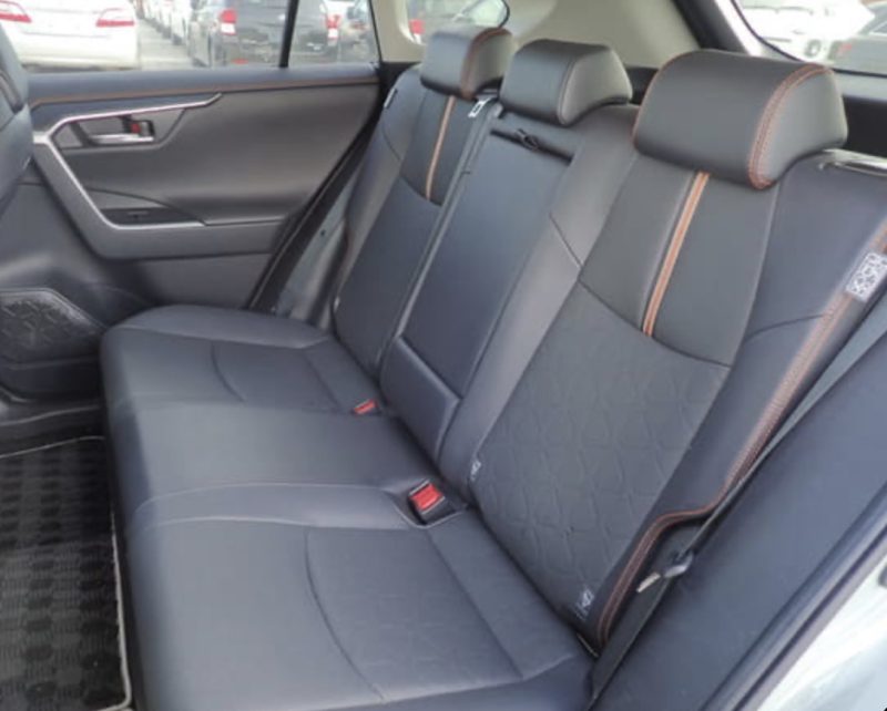 Toyota RAV4 Adventure  - photo 6