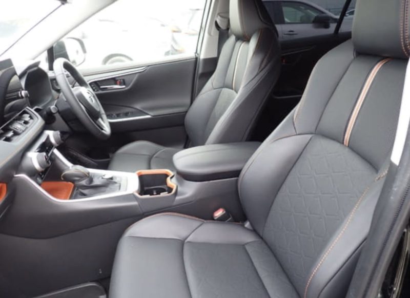Toyota RAV4 Adventure  - photo 6
