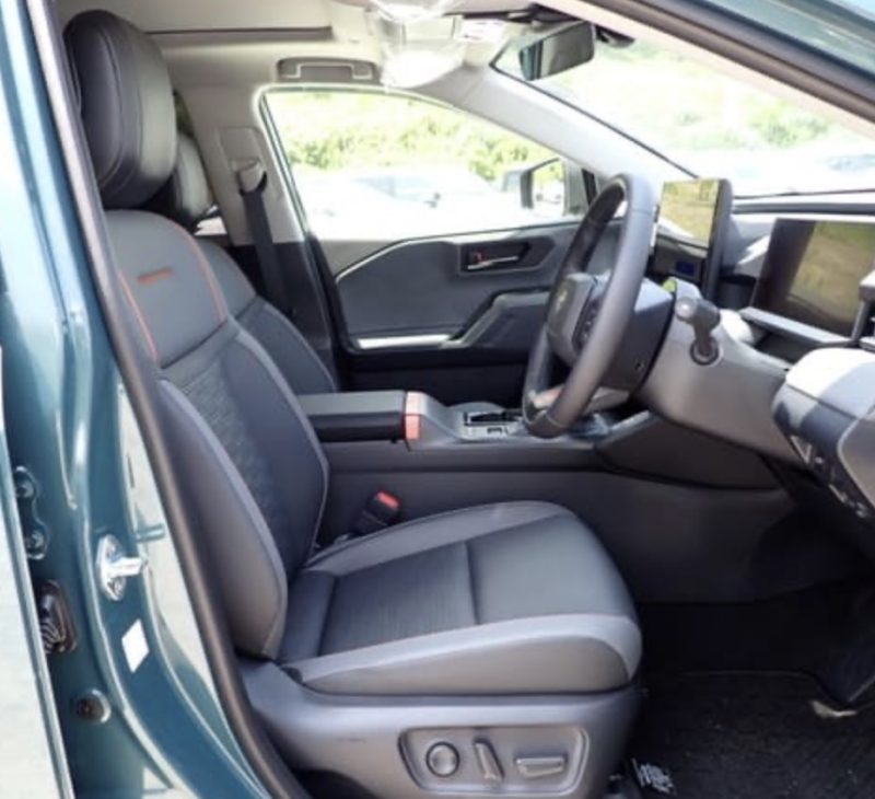 Toyota RAV4 Adventure  - photo 5