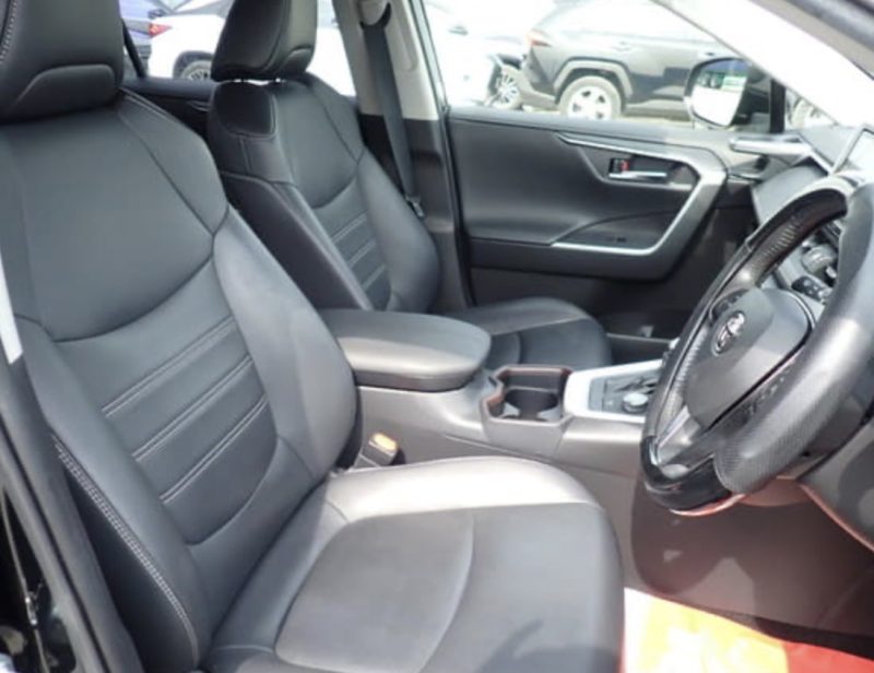 Toyota RAV4 Adventure  - photo 5