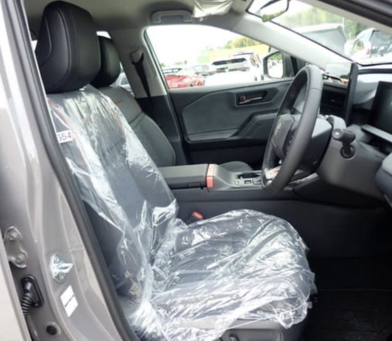 Toyota RAV4 - photo 6