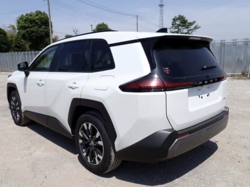 Toyota RAV4 - photo 2